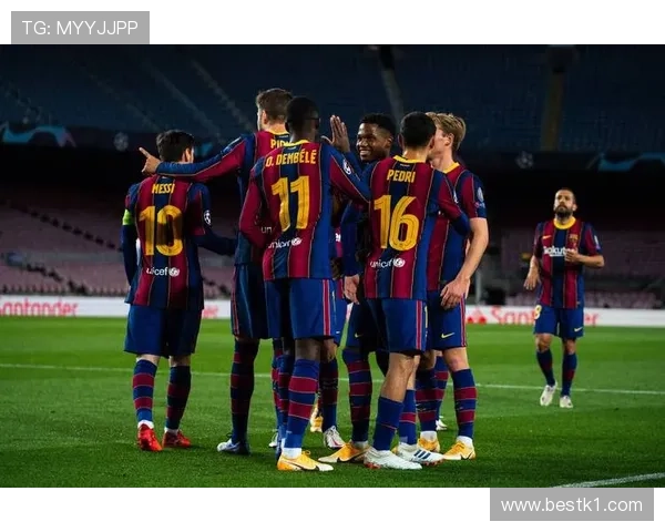 巴萨欧冠经验不足问题显现，年轻阵容面临关键战考验