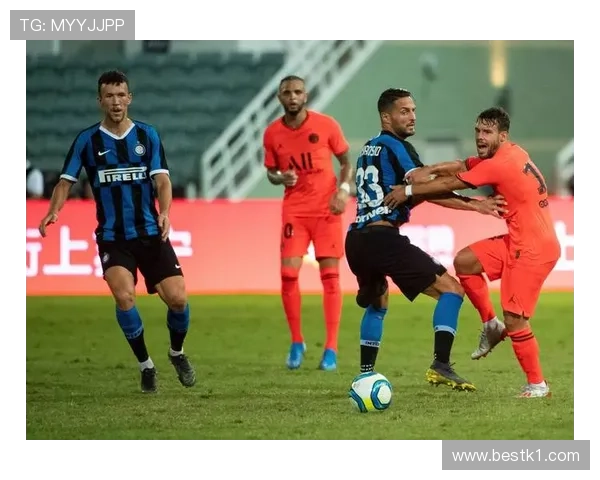 巴黎圣日耳曼中场控制问题显现，当前阶段表现波动对高强度比赛稳定性面临考验